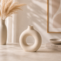 Vase Décoratif Rond en Céramique – Effet Biscuit Givré