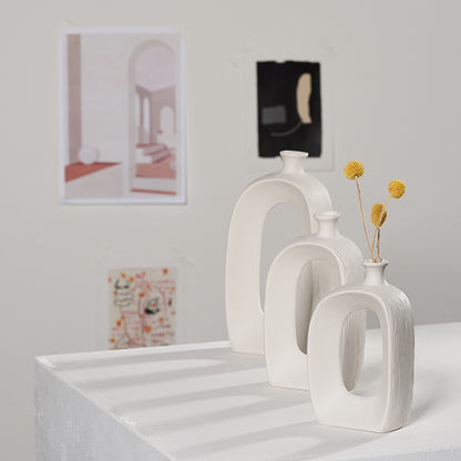 Modern White Ceramic Dried Flower Vase for Home Decor