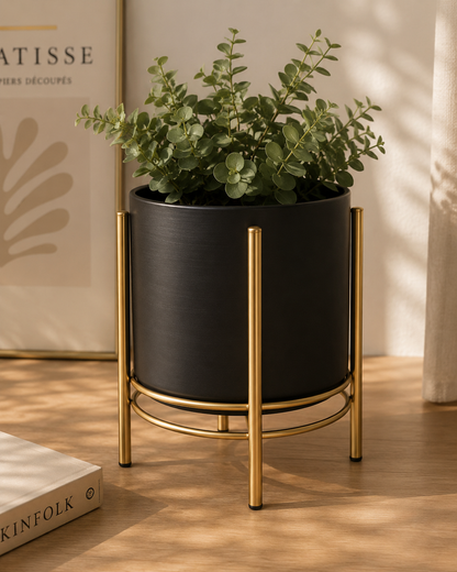 Cache-Pot Design Nordique en Métal Noir avec Support
