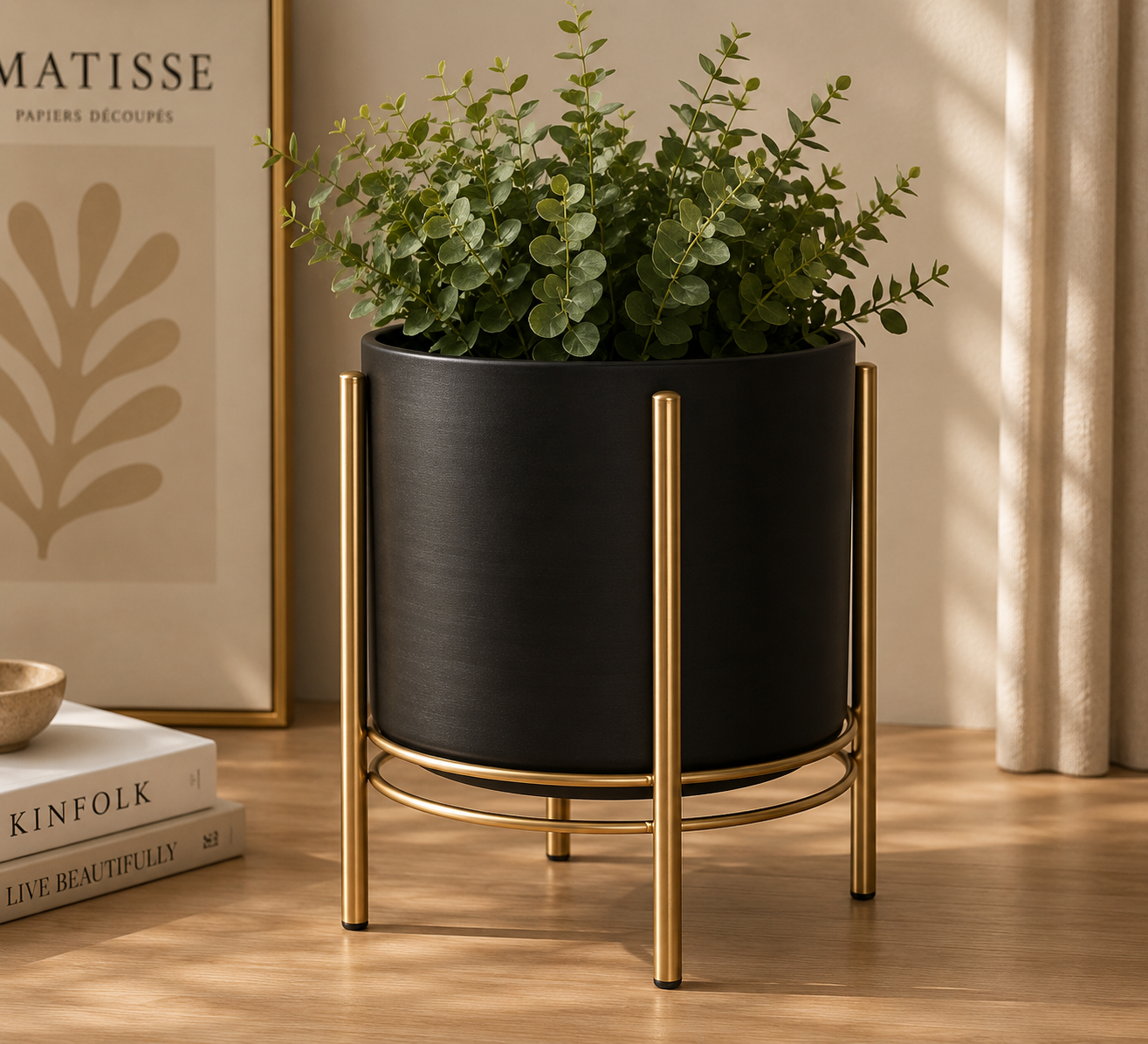 Cache-Pot Design Nordique en Métal Noir avec Support