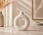 Vase Décoratif Rond en Céramique – Effet Biscuit Givré