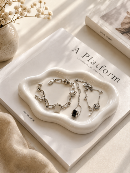 Plateau Décoratif en Céramique Nuage – Vide-Poche pour Bijoux, Clés et Accessoires