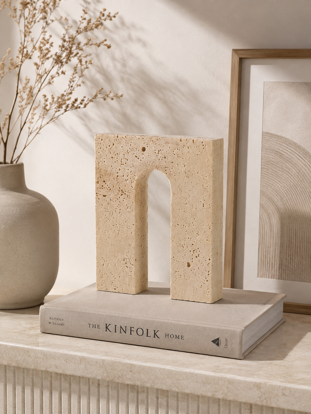 Sculpture Décorative en Résine Effet Travertin – Design Minimaliste