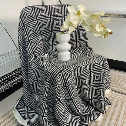 Geometric Pattern Knit Blanket for Sofa and Relaxation